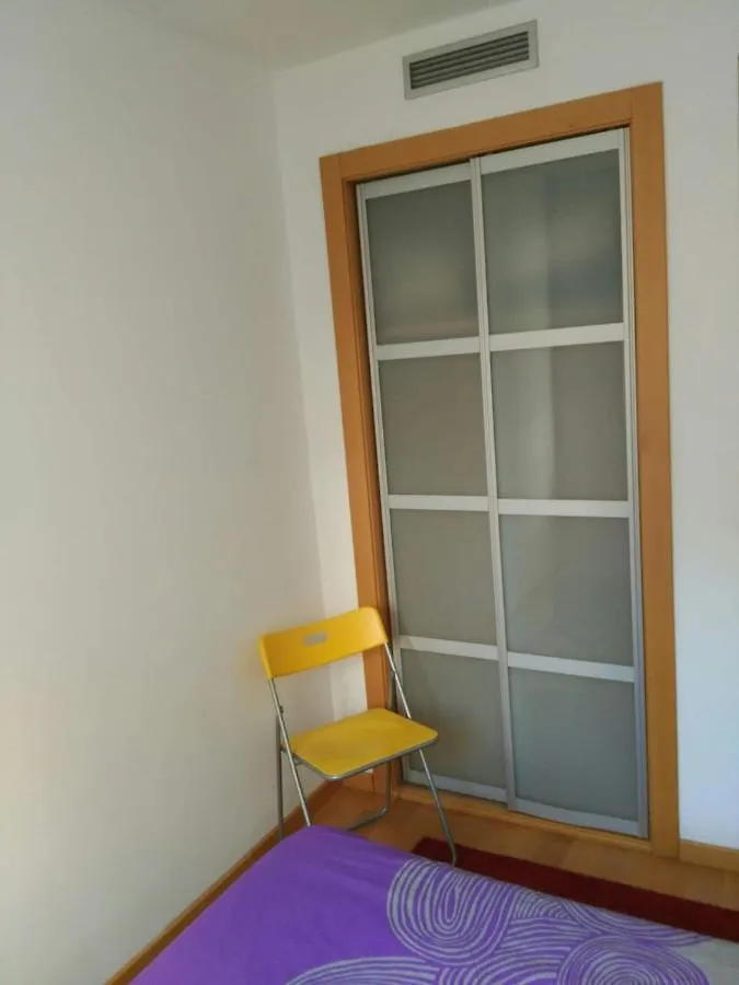 Stylish Flat, 2 Bathrooms And Swimming Pool, Next To The Beach! سان أدريان دي بيزوس إسبانيا