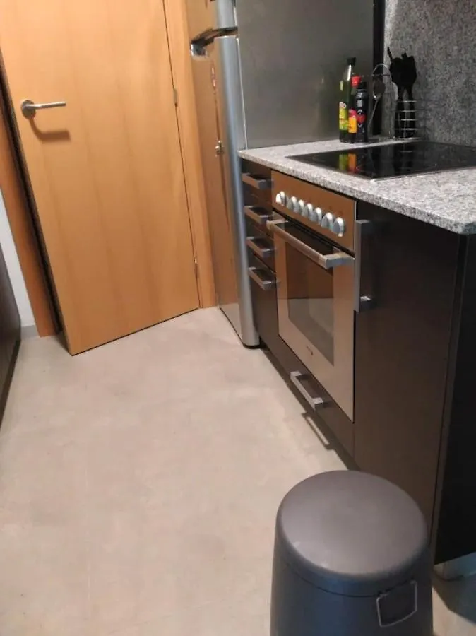 Stylish Flat, 2 Bathrooms And Swimming Pool, Next To The Beach! سان أدريان دي بيزوس شقة