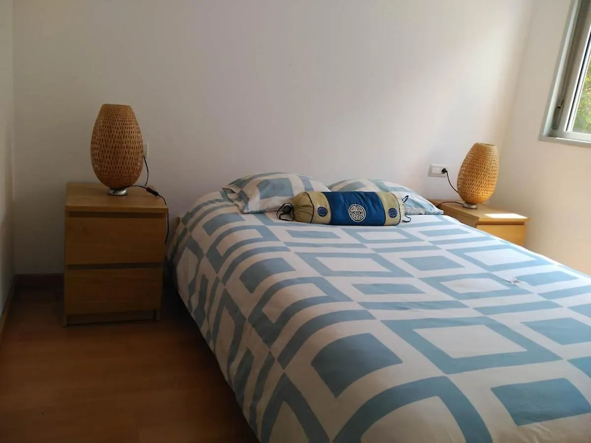 Stylish Flat, 2 Bathrooms And Swimming Pool, Next To The Beach! سان أدريان دي بيزوس 0*,  إسبانيا